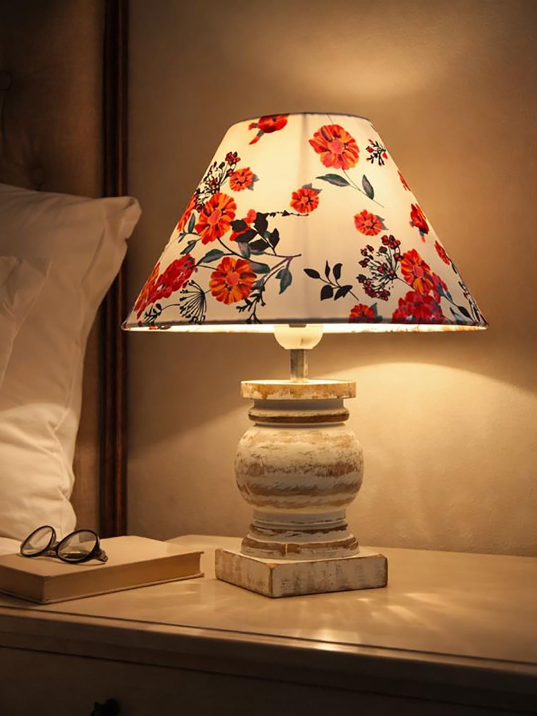 Antique White French Trophy Table Lamp for Bedroom Living Room Simple Retro Wood Grain Farmhouse Bedside Lamp Suitable for Nightstand Children's Room or University Dormitory Marigold