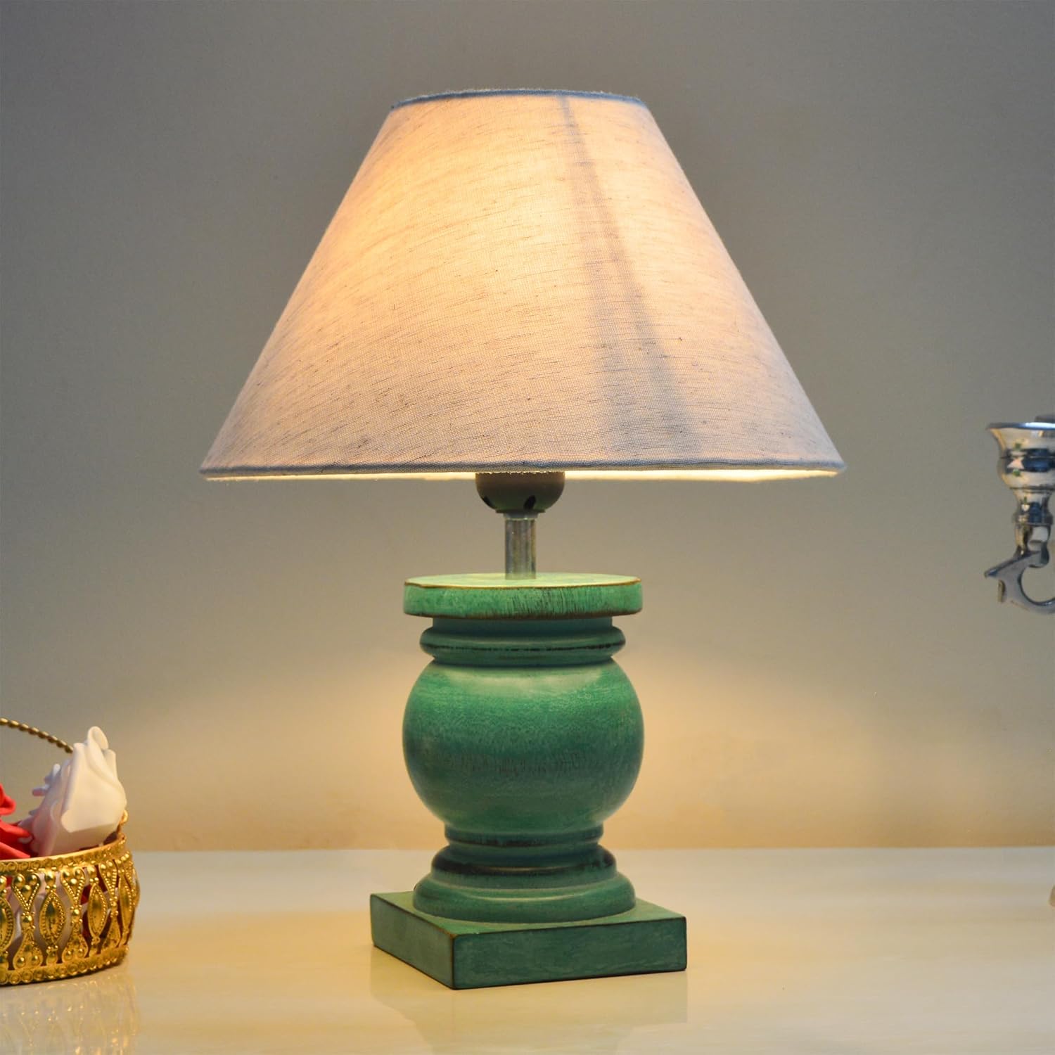 Antique Algae French Trophy Table Lamp for Bedroom Living Room Simple Retro Wood Grain Farmhouse Bedside Lamp Suitable for Nightstand Children's Room or University Dormitory Khadi